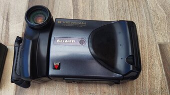 Predám kameru Sharp - 10