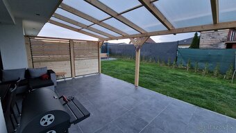 Pristrešok, altánok, pergola - 10