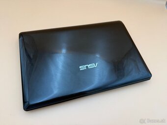 Notebook ASUS i3 M350 / 8GB RAM / 500GB / GeForce 310M - 10