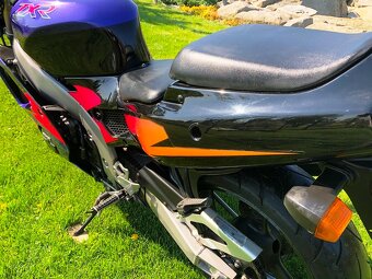 Kawasaki ZXR 400, 1998, vhodný do zbierky, nová cena - 10