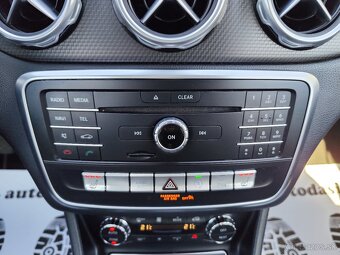 Mercedes-Benz GLA 180d - 10