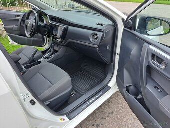 Predam Toyota Corolla 1,6,97kw,r.v.2018,naj.131000km,automat - 10