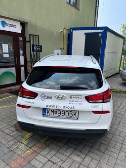 Predám Hyundai i30 family combi ODPOCET DPH - 10