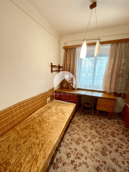 Reality KOMPLEX s.r.o. Vám ponúka priestranný rodinný dom s  - 10