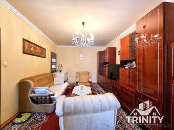 Na predaj veľký 3-izbový byt s balkónom v meste Nové Zámky - 10