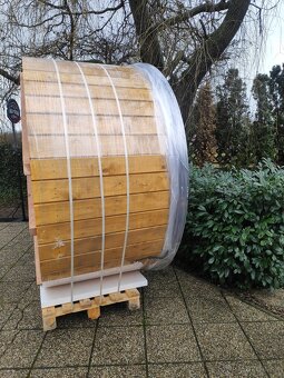 Hottub, drevený kúpací sud - 10