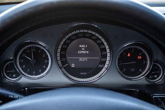 Mercedes-Benz E trieda Kombi 200 CDI Blue Avantgarde - 10