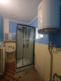 039-12-PAMAa Rodinný dom v obci Golianovo s potenciálom - 10