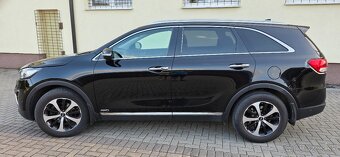 Kia Sorento - 10