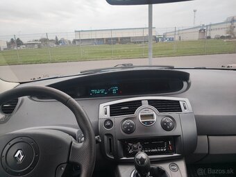 Renault Scénic - 10