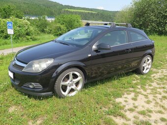 OPEL ASTRA GTC 1.9 CDTi Cosmo - 10