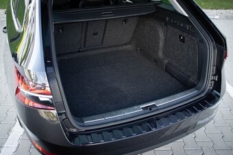 Škoda Superb Combi 2.0 TDI 140 kw DSG 4x4 facelift - 10