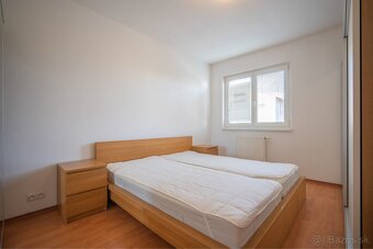 PREDAJ 5 izbový rodinný dom so záhradou Devínska Nová Ves - 10