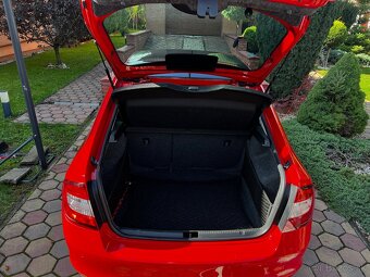Škoda Rapid 1.2TSI Tour de France edition - 10