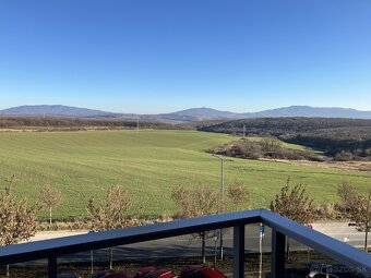 Prenájom 3 izbového bytu na sídlisku Panorama v Košiciach. - 10