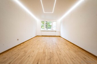 Moderný 2-izbový byt pri nábreží s kompletnou rekonštrukcio - 10