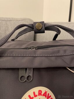 Predám batoh značky Fjällräven Kanken Weekender Super Grey - 10
