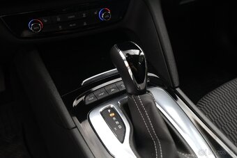 Opel Insignia CT 2.0 CDTI BiTurbo 210k S&S 4x4 AT8 - 10