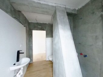 3izb.byt,85m2,mezonet,parkovacie miesto,lodžia,franc.balkón - 10