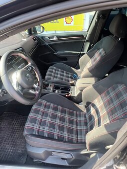 Volkswagen Golf 7 GTI - 10