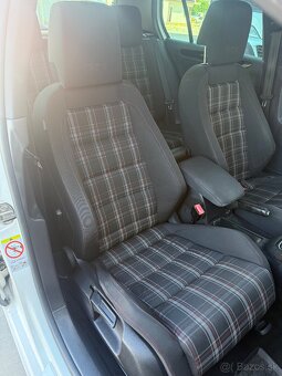 VOLKSWAGEN GOLF VI 2.0TFSI GTI 211PS MANUÁL MODEL 2010 - 10