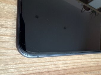 Predam Apple iPhone 11 128GB čierny - 10