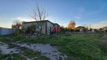 Stavebný pozemok  815 m2 s budovou, Levice, Kalinčiakovo (SM - 10