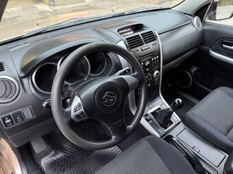 Suzuki Grand Vitara - 10
