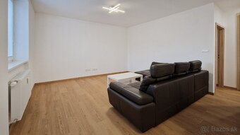 2 izbový byt na skvelom mieste, M. Mišíka, Prievidza - 10