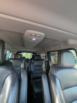 Peugeot Traveller Business - 10