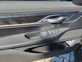 BMW 730 d xDrive M-Sport - 10