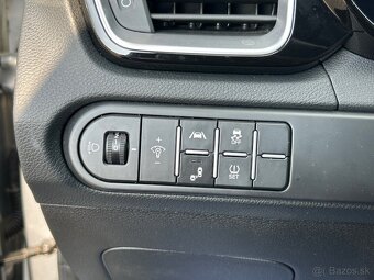 Kia Ceed 1.6 CRDi MHEV GT-Line - 10