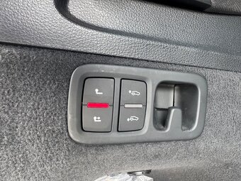 Audi Q7 S-line - 10