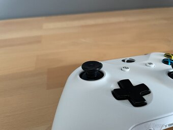 Xbox One S 500GB + Hry - 10