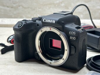 Canon EOS R10 - 10