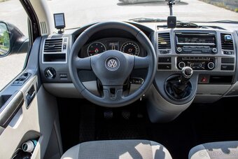 Volkswagen T5 Caravelle /AJ NA SPLATKY/ - 10