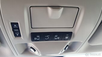 Chrysler Town&Country - 10