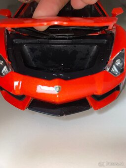 Lamborghini Aventador - 10