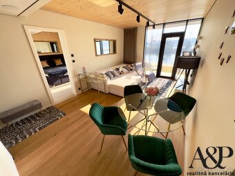 LUXUSNÝ 2 IZBOVÝ BYT S TERASAMI V PENATI GOLF RESORT, ŠAJDÍK - 10