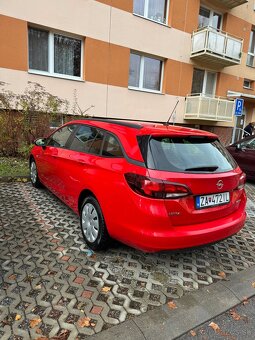 Opel Astra Sports Tourer 1.6 CDTI 81kW, 6-st. manuál - 10