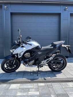 Kawasaki Z800 (v tp 35kw) - 10