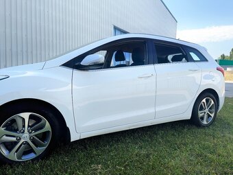 Hyundai i30 CW 1.6 CRDi 81 kW GO EURO | 2017 | 1. majiteľ - 10