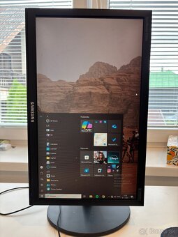 Kompletná stolová PC zostava - 10