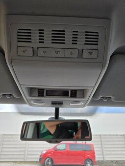 Predám Volkswagen T5 Multivan Highline - 10