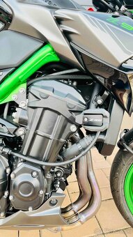 Kawasaki Z 900 - 10
