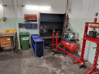 Autoservis / Obchodny priestor na prenajom - 10