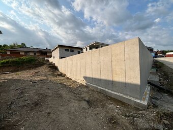 Výkopové práce , základové dosky , hrubé stavby - 10