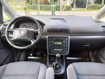 Volkswagen Sharan 1.9 TDi,85Kw(116-Ps)7 miestne,EXCLUSIVE - 10