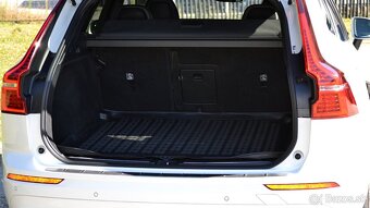 Volvo XC60 D4 R-Design AWD A/T - 10