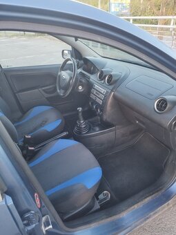 Ford Fiesta 1.4 TDCI DIESEL - 10